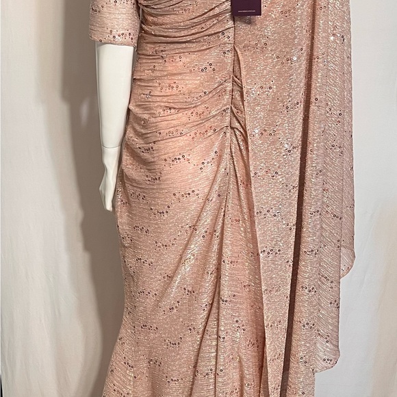 Talbot Runhof
One-Shoulder Sequin Voile Gown - Picture 3 of 16